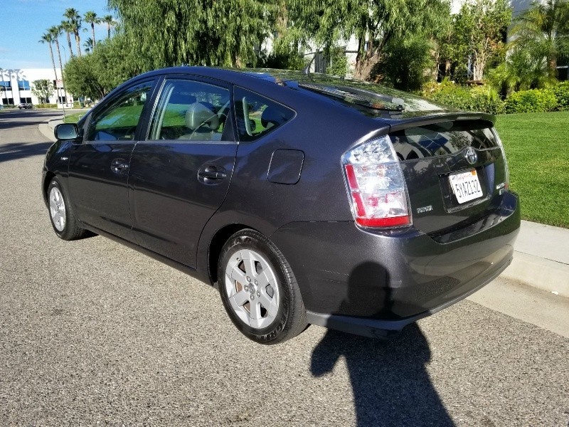 2007 Toyota Prius 5dr Hb The Auto Team Auto Dealership In Van Nuys