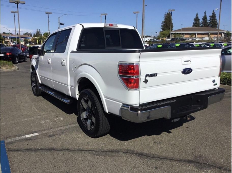 2010 Ford F150 Supercrew Cab Lariat Pickup 4d 5 12 Ft