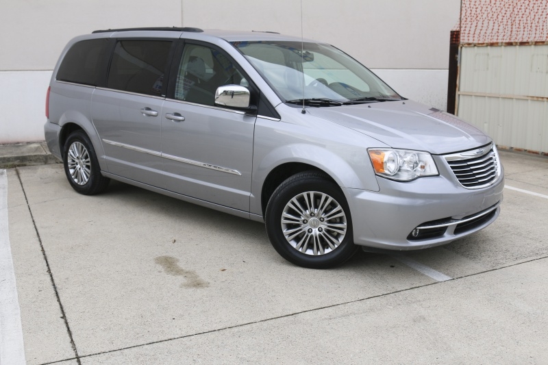 2013 Chrysler Town Country 4dr Wgn Touring L Dallas Autoplex