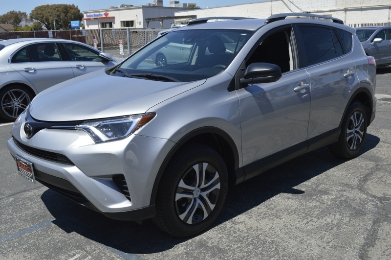 2018 Toyota Rav4 Le Only 27k Miles Factory Warranty Rmc Motorcars Dealership In San Bruno