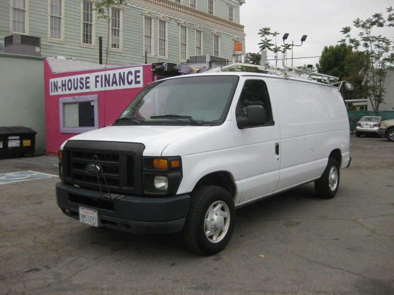 2008 Ford Econoline Cargo Van E 150 Commercial