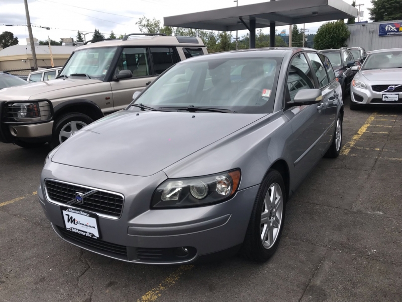 2006 Volvo V50 2 5l Turbo Auto W Sunroof Millennium Motors Auto