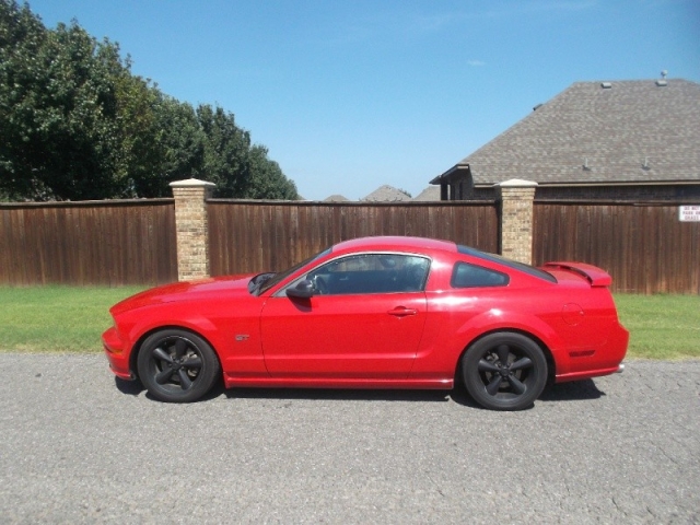 2006 Ford mustang safety #2