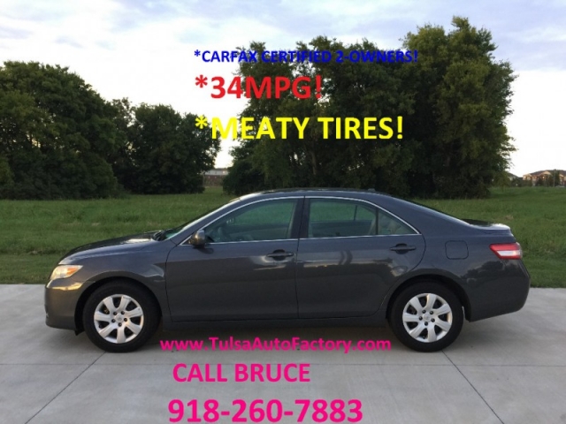 camry 2011 size tire