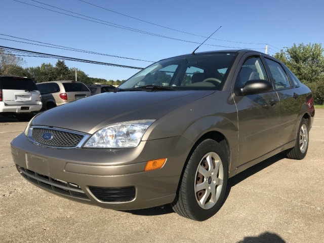 2005 Ford Focus Zx4 Sedan Se Loaded New Tires W Only 42k Miles